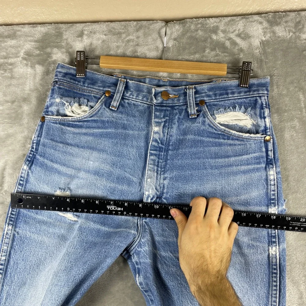 Vintage Wrangler Jeans Mens 32x36 Whisker Fade Distressed Made in USA 936DEN